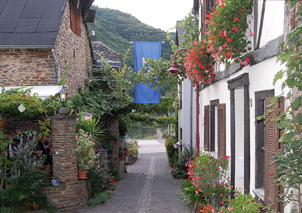 Historischer Dorfkern in Burgen. Foto: Bernd Sturm Historischer Dorfkern in Burgen. Foto: Bernd Sturm