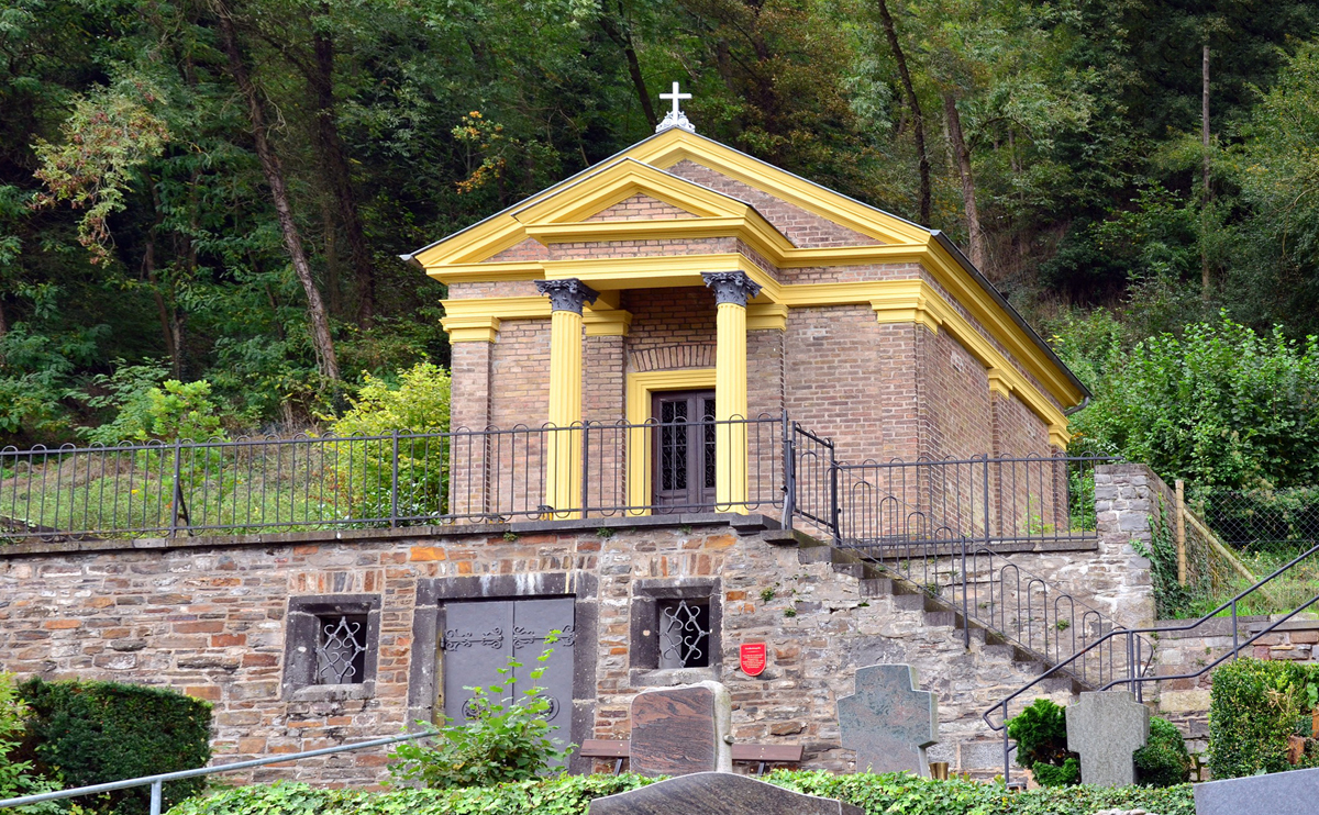 3 / 3 Lehmen Friedhofskapelle Lehmen Friedhofskapelle